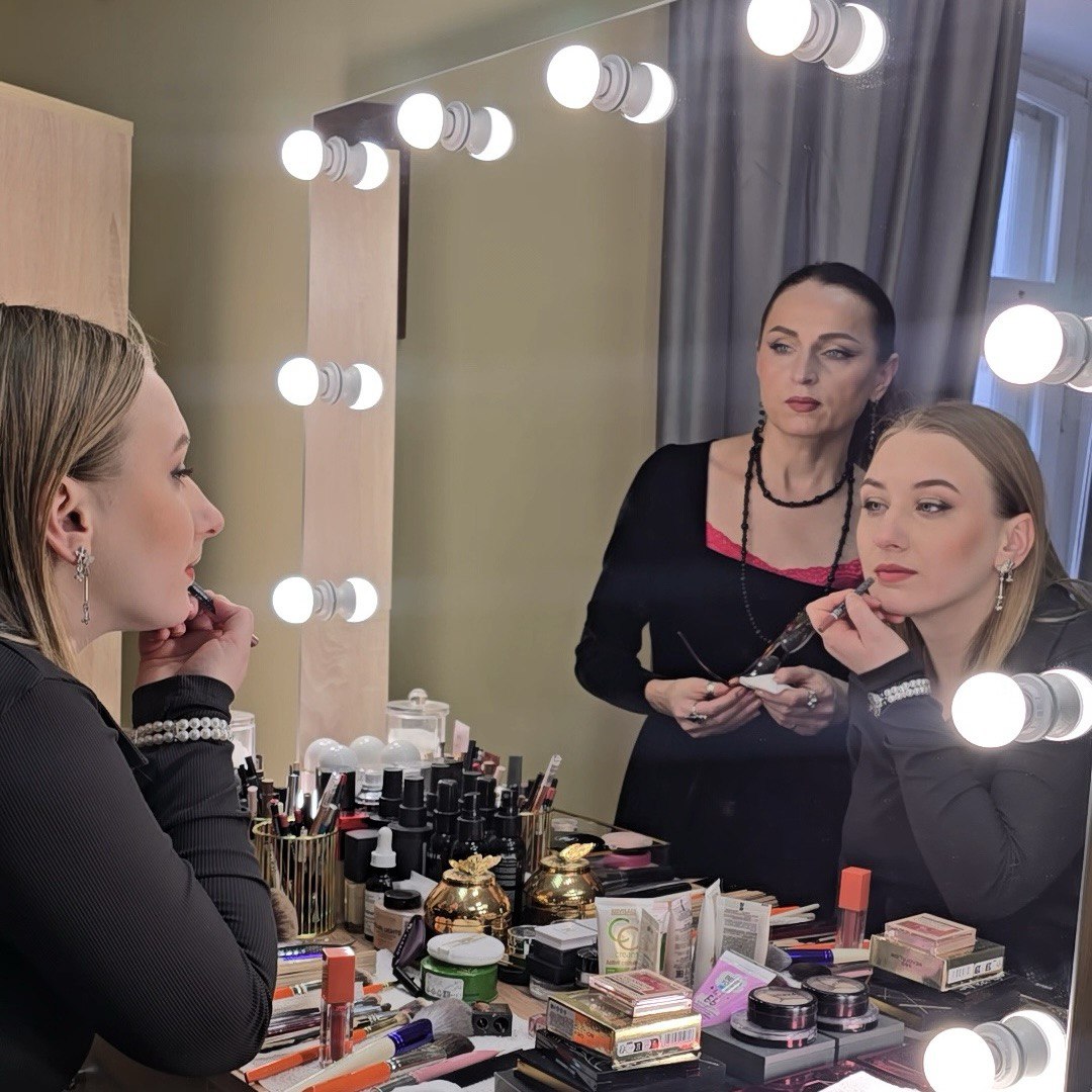 Обучение макияжу